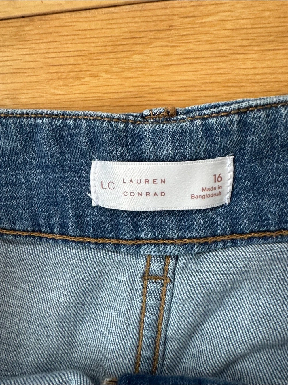 LC Lauren Conrad super high rise wide leg cropped jeans - 16